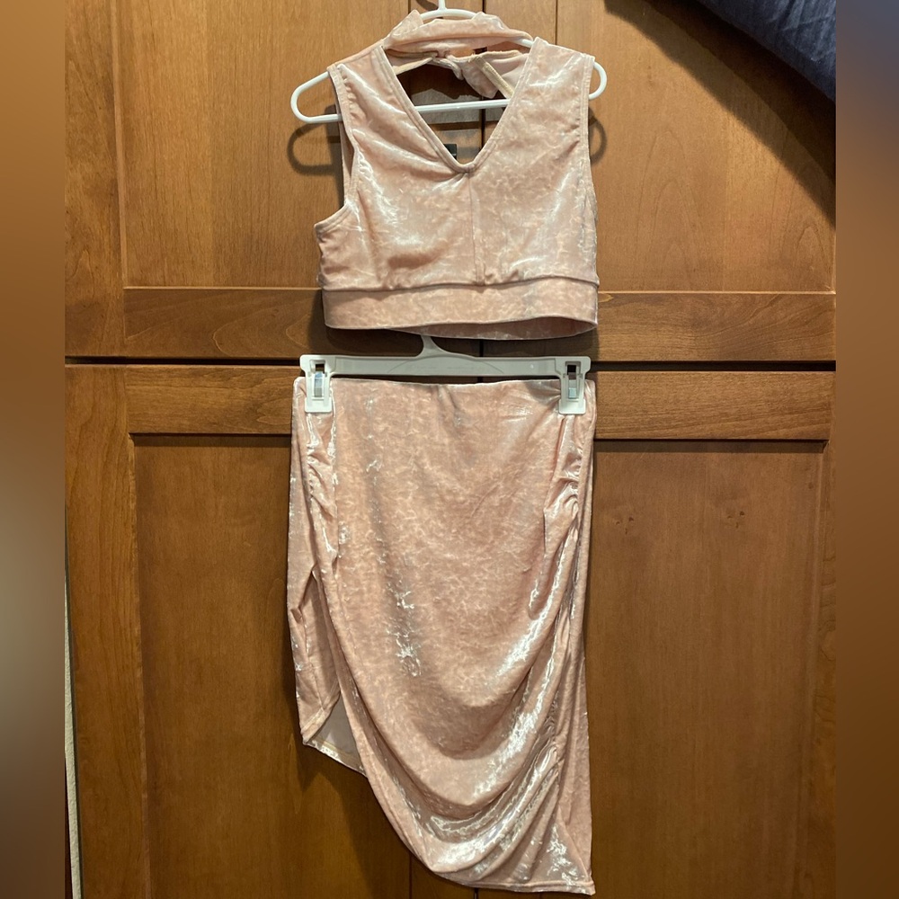 NWOT Peach velvet dance costume set